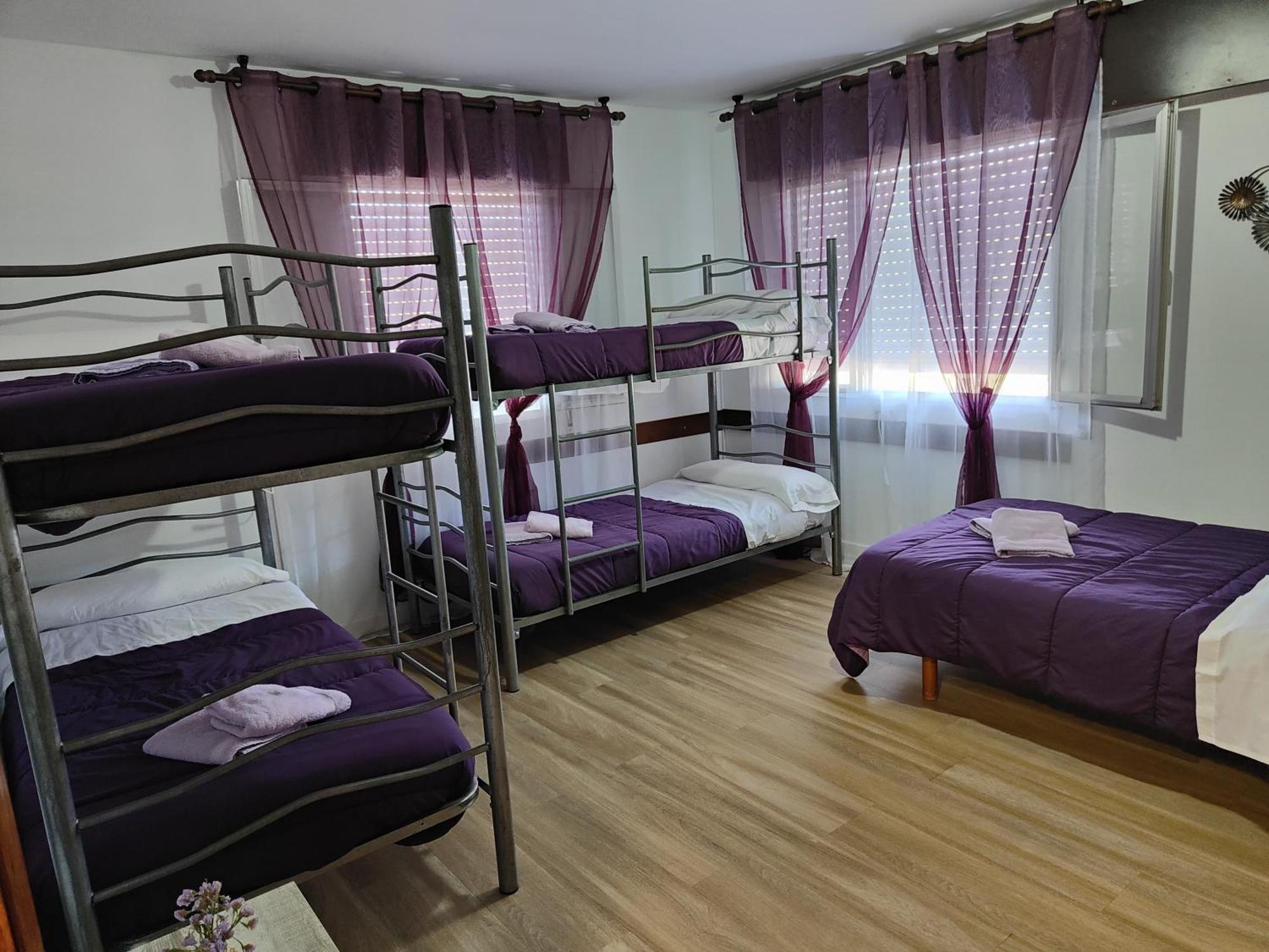 Albergue Vintecatro Caldas De Reis Εξωτερικό φωτογραφία