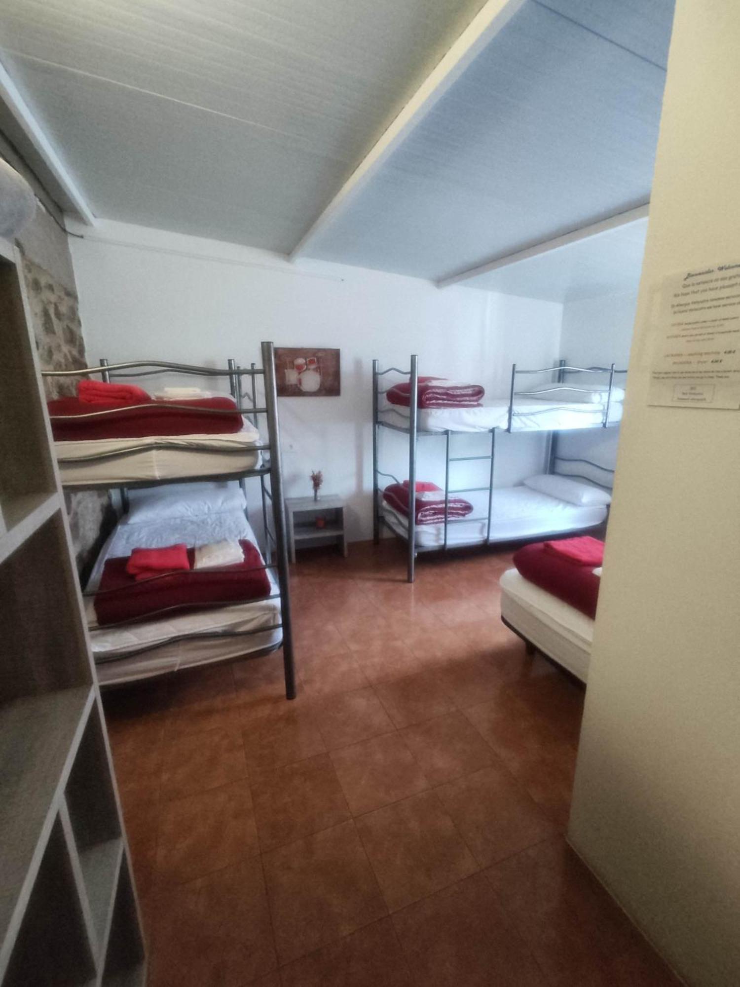 Albergue Vintecatro Caldas De Reis Εξωτερικό φωτογραφία