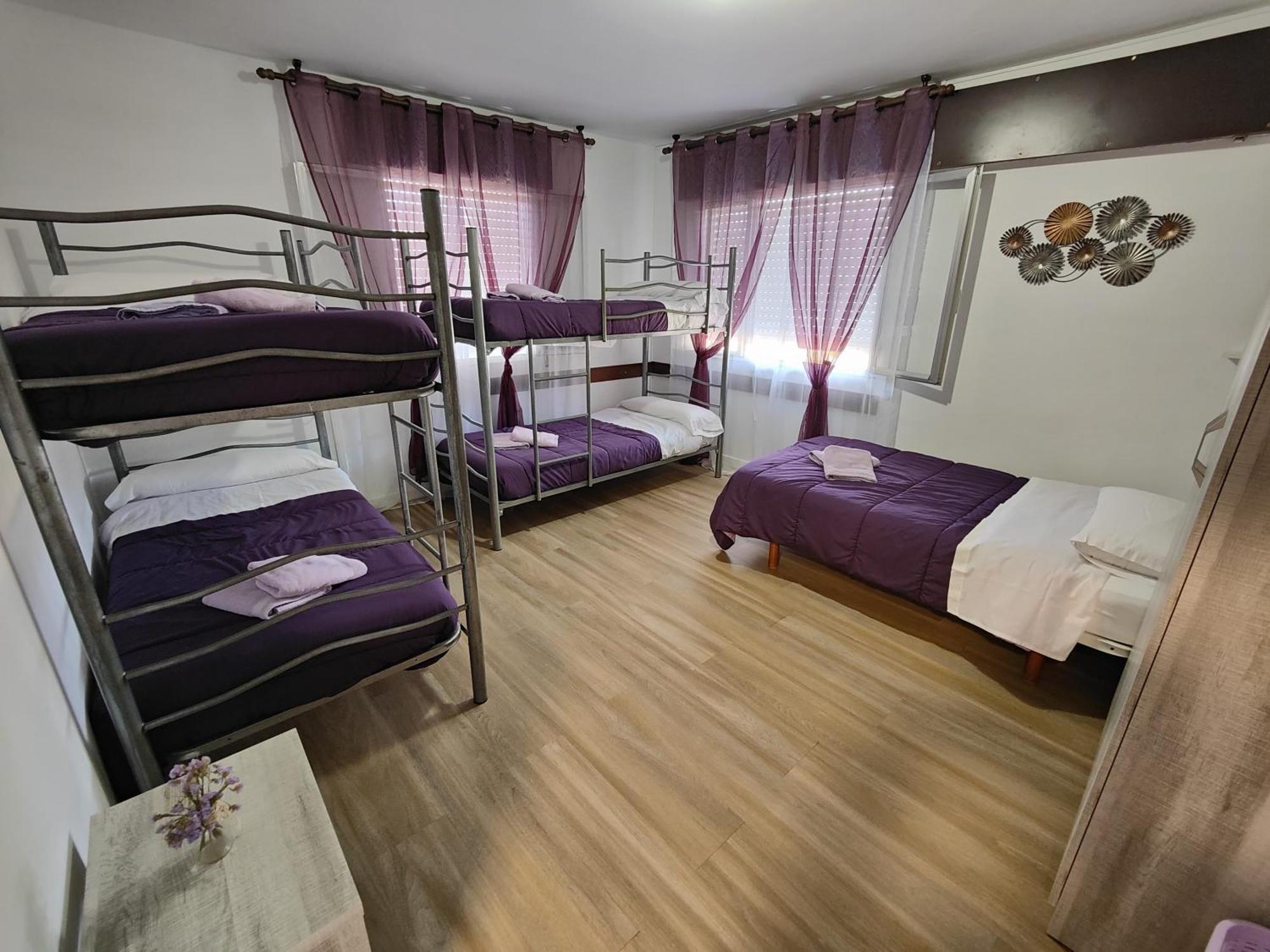 Albergue Vintecatro Caldas De Reis Εξωτερικό φωτογραφία